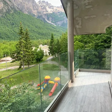 Hotel Fusha E Gjes 3*