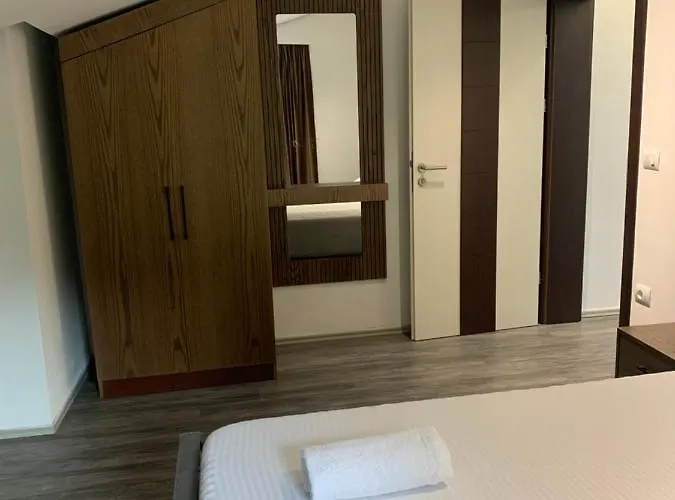 Fusha E Gjes Отель 3*