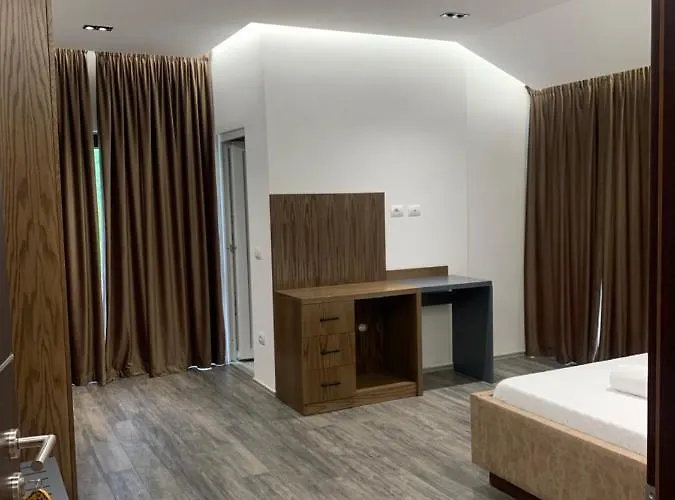 Fusha E Gjes Отель Валбона