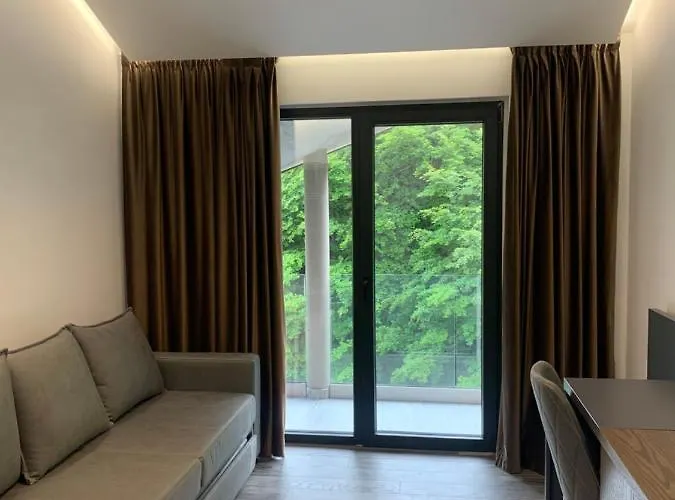 Fusha E Gjes Валбона